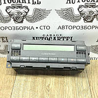 Блок клімат-конторлю VW Golf 4 3B1907044C