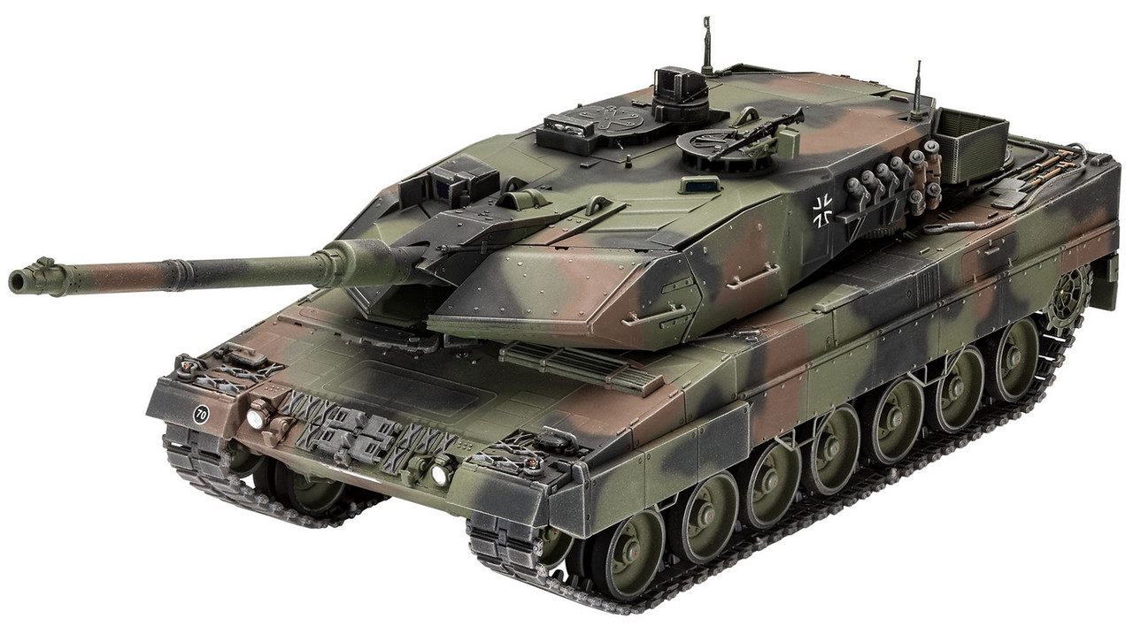 Збірна модель Revell Танк Леопард 2 A6/A6NL рівень 4 масштаб 1:35 (RVL-03281)