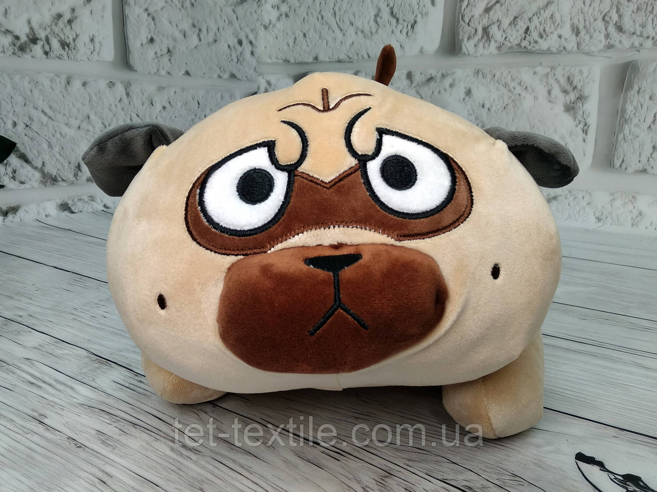 Мягкая игрушка с пледом внутри, песик Мопс