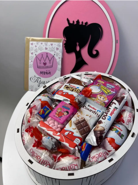 Подарочный набор сладостей для девушки женщины Барби,красивый сюрприз бокс с конфетами на день Влюбленных - фото 3 - id-p2084201213