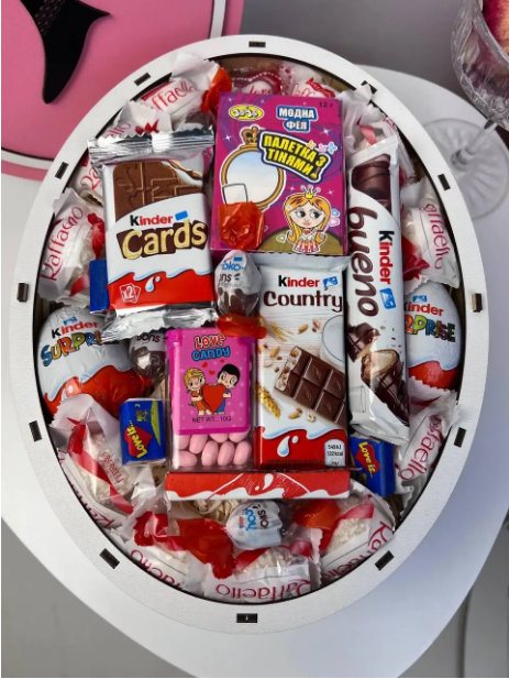 Подарочный набор сладостей для девушки женщины Барби,красивый сюрприз бокс с конфетами на день Влюбленных - фото 4 - id-p2084201213