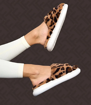 Тапочки кімнатні