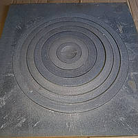 Плита чавунна під казан "Іскра" 550"550 мм #.385 мм (вага - 22 кг) сіра