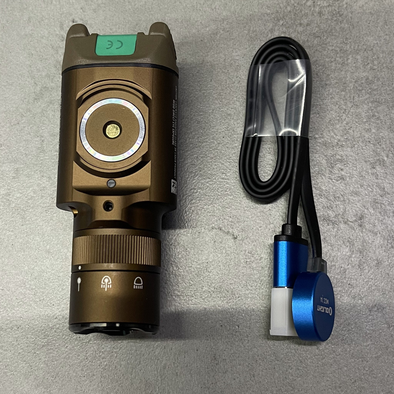 トイガン Olight BALDR Pro R Фонарь на оружие Olight Baldr Pro R Desert Tan, Picatinny