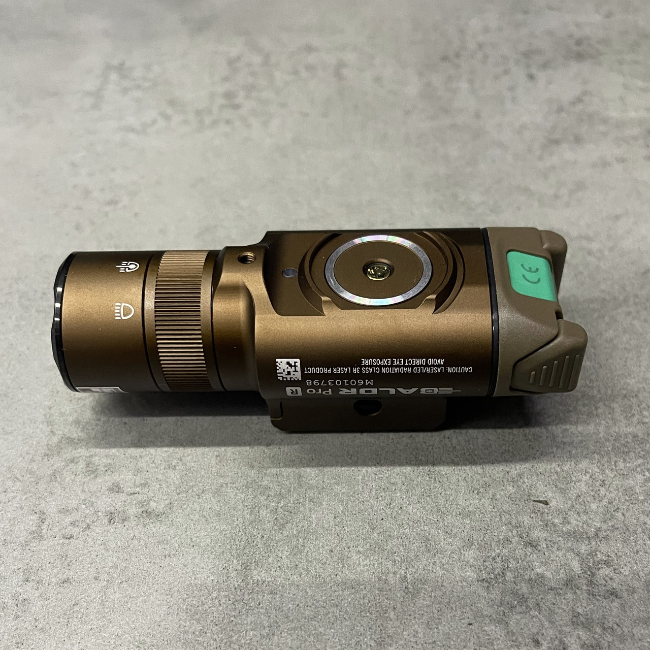 トイガン Olight BALDR Pro R Фонарь на оружие Olight Baldr Pro R Desert Tan, Picatinny