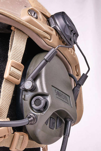 Трусики мен көкірекшедегі әйелдердің фотосуреттері Арқанмен секс видео