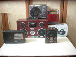 Радіоприймачі, колонки, портативна акустика.