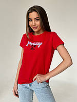 Красная футболка с декором-нашивкой, размер S