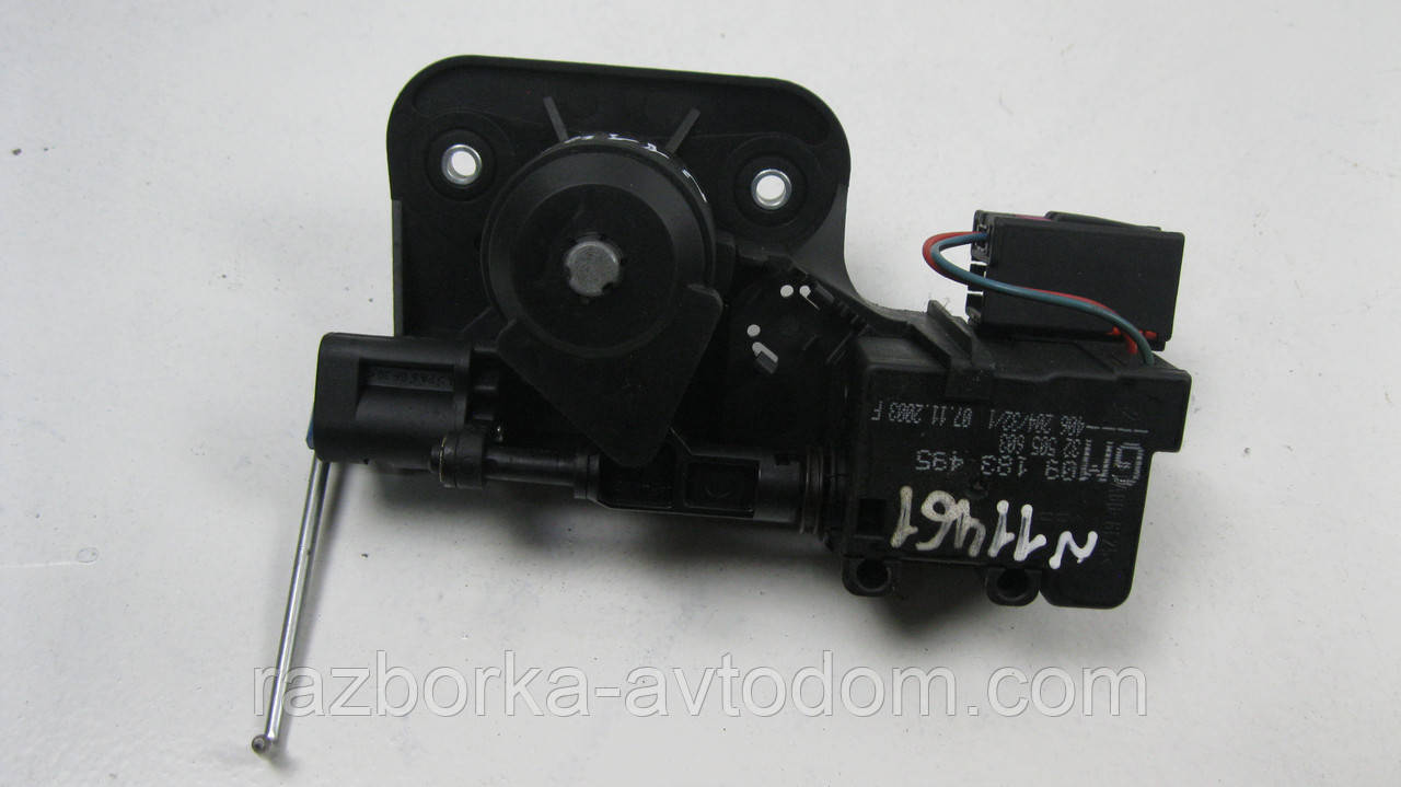 Замок кришки багажника Opel Corsa C (2000-2012), Meriva A (2003-2010) OE:9196633