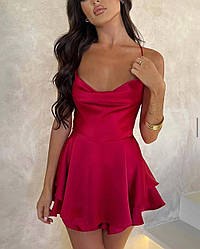 Червоний жіночий коктейльний приталений шовковий міні-комбінезон плаття на бретелях зі шнурівкою по спині
