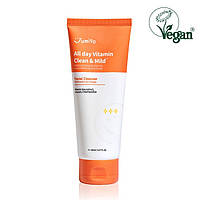 Мягкий витаминный гель для умывания Jumiso All Day Vitamin Clean&Mild Facial Cleanser, 150 мл
