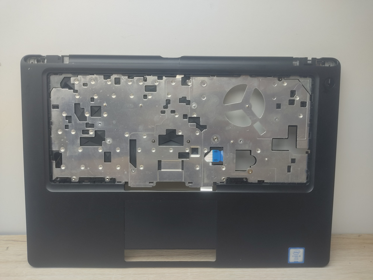 Dell latitude E5480 Корпус C (топкейс, середня частина) б/у