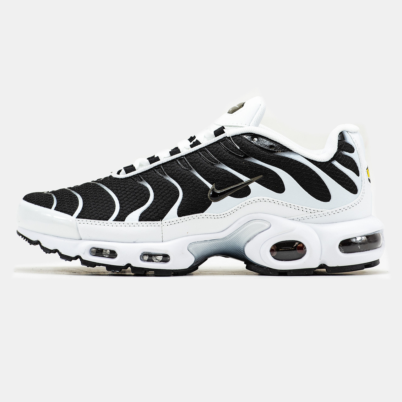 Чоловічі кросівки Nike Air Max TN Plus White Black, чорно-білі шкіряні кросівки найк аір макс тн плюс аїр, фото 1