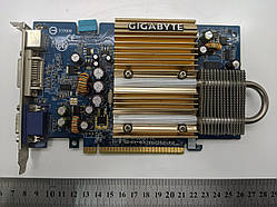 Відеокарта Gigabyte GeForce 7600 GS, 256Mb, 128bit, DDR2, PCI-E