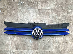 Решітка радіатора Volkswagen Golf 4 1J0 853 651 H