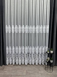 Тюль на основі бамбука з шеніловою вишивкою. Колір: Білий