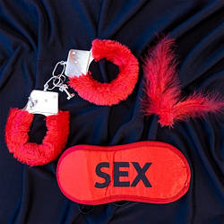 Набір Кохання червоний (наручники, перо, пов'язка) 1222