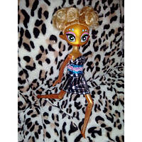 Лялька монстр-прибулець