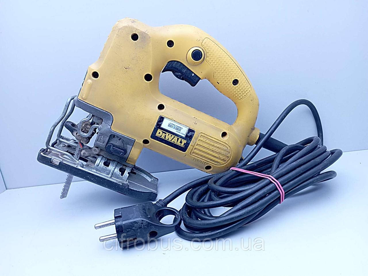 Електролобзик Б/У DeWALT DW341K