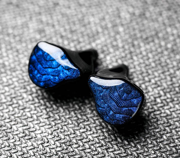 ⇒ Truthear Nova - гибридные проводные IEM's 1DD+4BA Hybrid