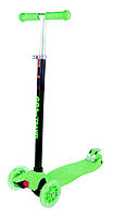 Уценка. Детский трехколесный самокат (до 75 кг, LED) GO Travel Maxi SKGR306 зеленый