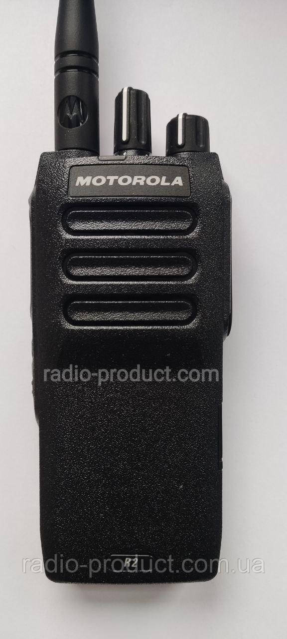 Motorola R2 UHF портативная радиостанция (аналоговая версия) - фото 5 - id-p2085247515