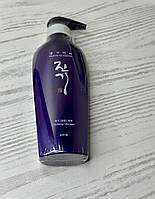 Интенсивно восстанавливающий шампунь для волос Daeng Gi Meo Ri Vitalizing Shampoo, 300мл