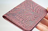 Обкладинка для ID паспорта жіноча шкіряна бордова з тисненням Карпати | Обкладинка на права марсала, фото 5