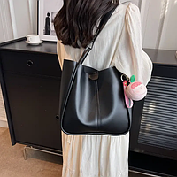 Сумка жіноча середня чорна екошкіра 097F