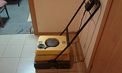 Напівмочна машина Karcher BR 400 Б/У