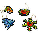 Новорічний декор ялинкових іграшок з дерева ручної роботи Петриківський розпис набір №2 (4 шт) ПОДАРУНКОВИЙ, фото 3