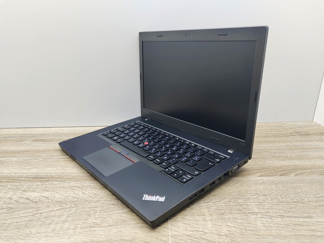 Ноутбук Б/У Lenovo Thinkpad L460 14 FHD TN/i3-6100U 2(4)x2.30 GHz/RAM 8GB/SSD 240GB/АКБ 44Wh А-