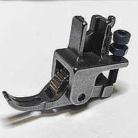 Прижимная лапка с металлическим зубчатым роликом для промышленных швейных машин ширина 5 мм (6730)