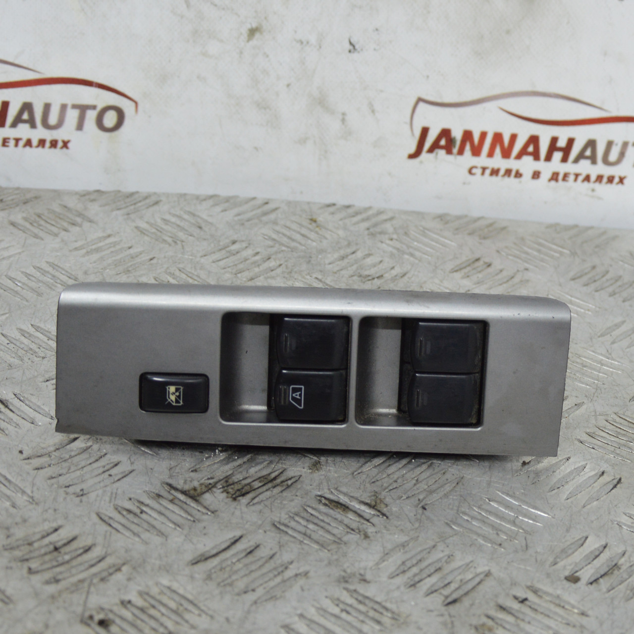 Блок управления стеклоподъемниками Nissan Navara D40 2004-2015 Кнопки ...