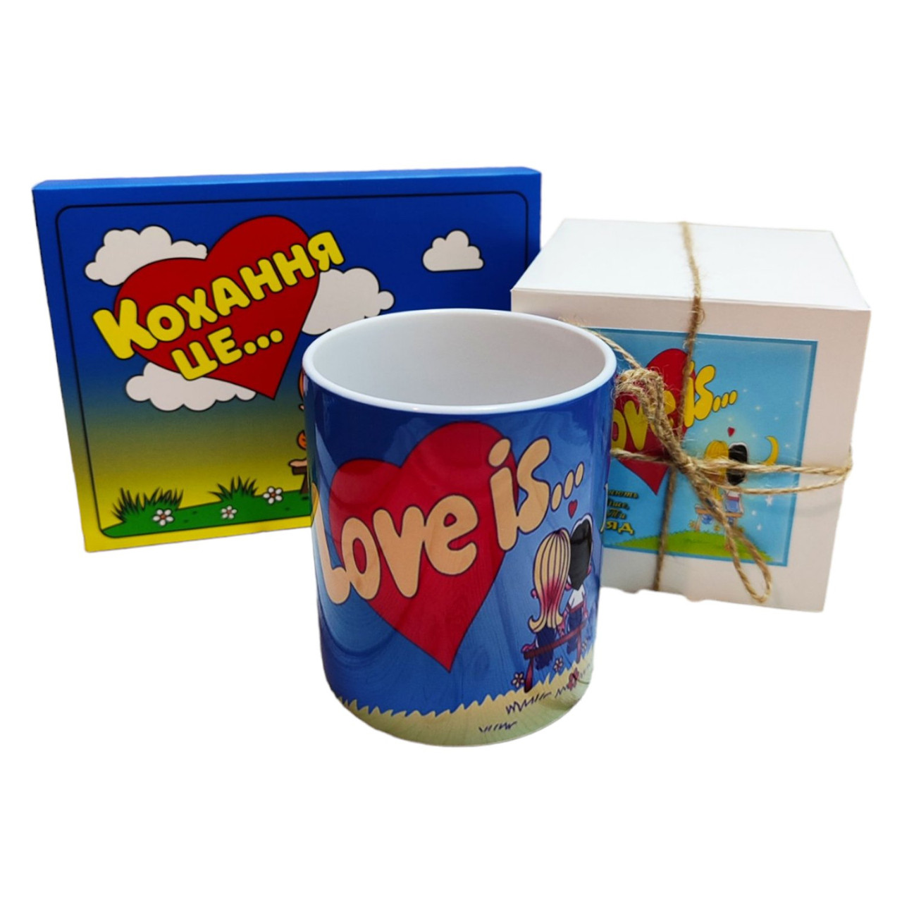 Подарочный набор Love is чашка и 20 шоколадок. Подарочный набор "Лав из", фото 1