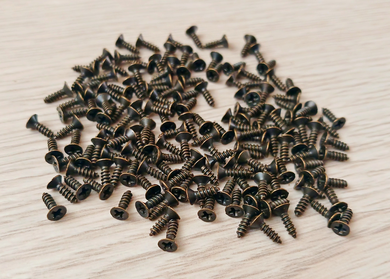 Шурупи маленькі для кріплення. "стара латунь" 2х8мм. Комплект (10шт)