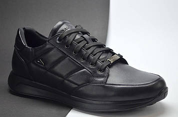 Чоловічі стильні модні шкіряні кросівки чорні Vivaro 2601