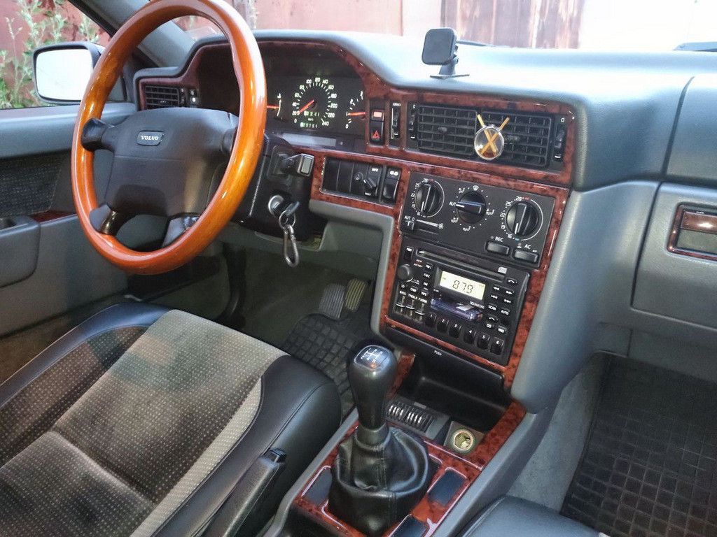 Декоративні накладки на панель (1993-1997) дерево для Volvo 850 1991-1997 років.