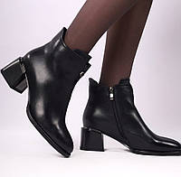 Ботинки женские черные на широком каблуке