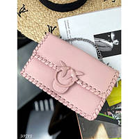 Жіноча сумочка-клатч рожевого кольору на два відділення, ручка з ланцюжка