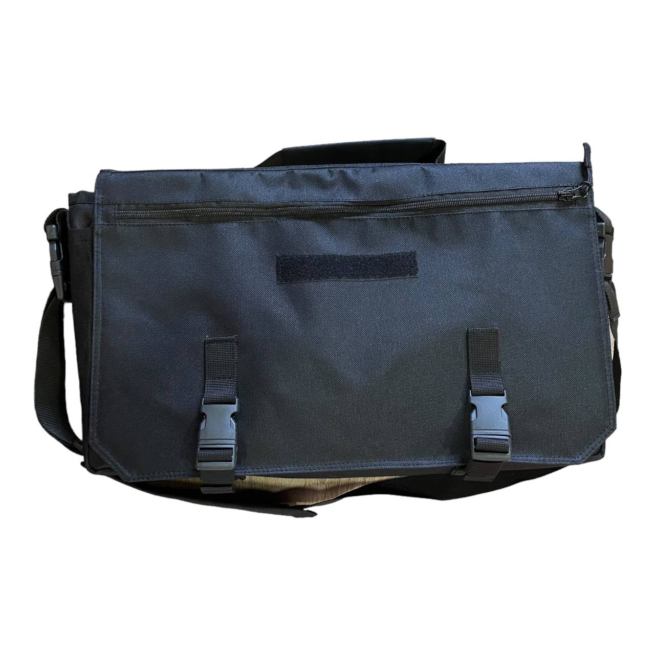 Сумка универсальная для документов и ноутбука Alligator чорного кольору