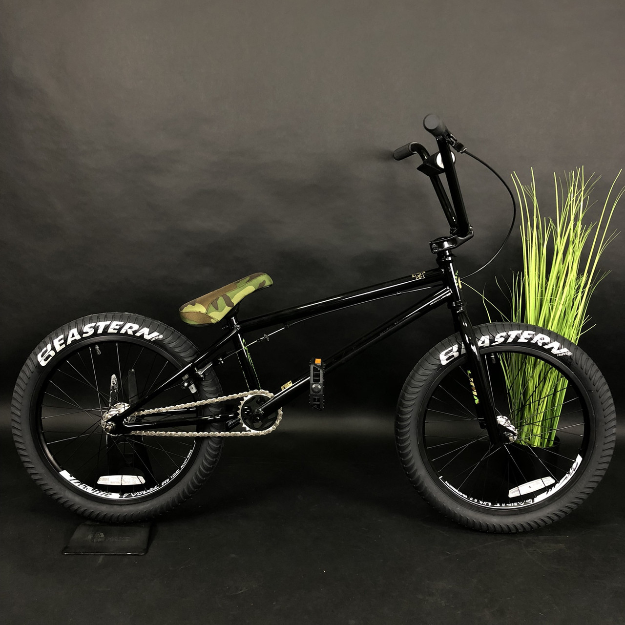 Велосипед BMX 20" Eastern Thunderbird 21,0" рама 2020, чорний, фото 1