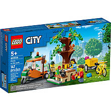 Конструктор LEGO City 60326 Пікнік у парку
