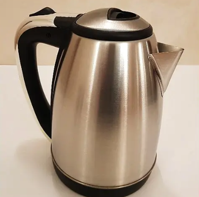 Функциональный комплект для чаепития, электрический домашний чайник объемом 2 л на пластиковой подставке - фото 5 - id-p2086536524