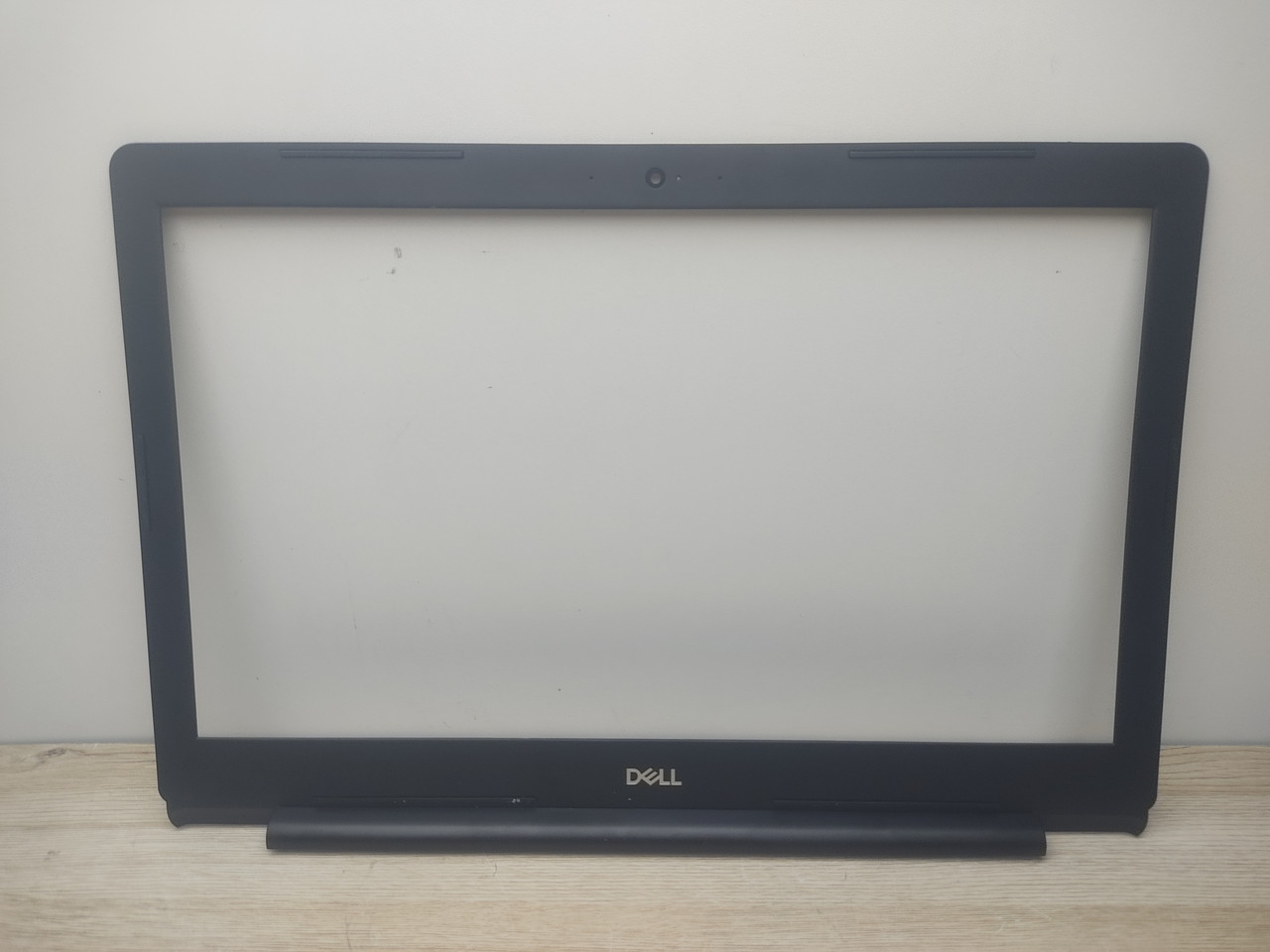 Dell Latitude 3590 Корпус B (рамка матриці) 4A БО
