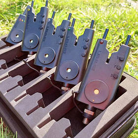 Набори сигналізаторів покльовки