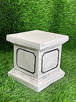 Квадратный постамент для садовых фигур, бетонная подставка под скульптуры серо-черного цвета ручной росписи