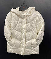 Куртка демісезонна стьобана для дівчинки підлітка молочна
