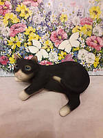 Статуетка "Чорна кішка з блакитними очима", полістоун, Швейцарія