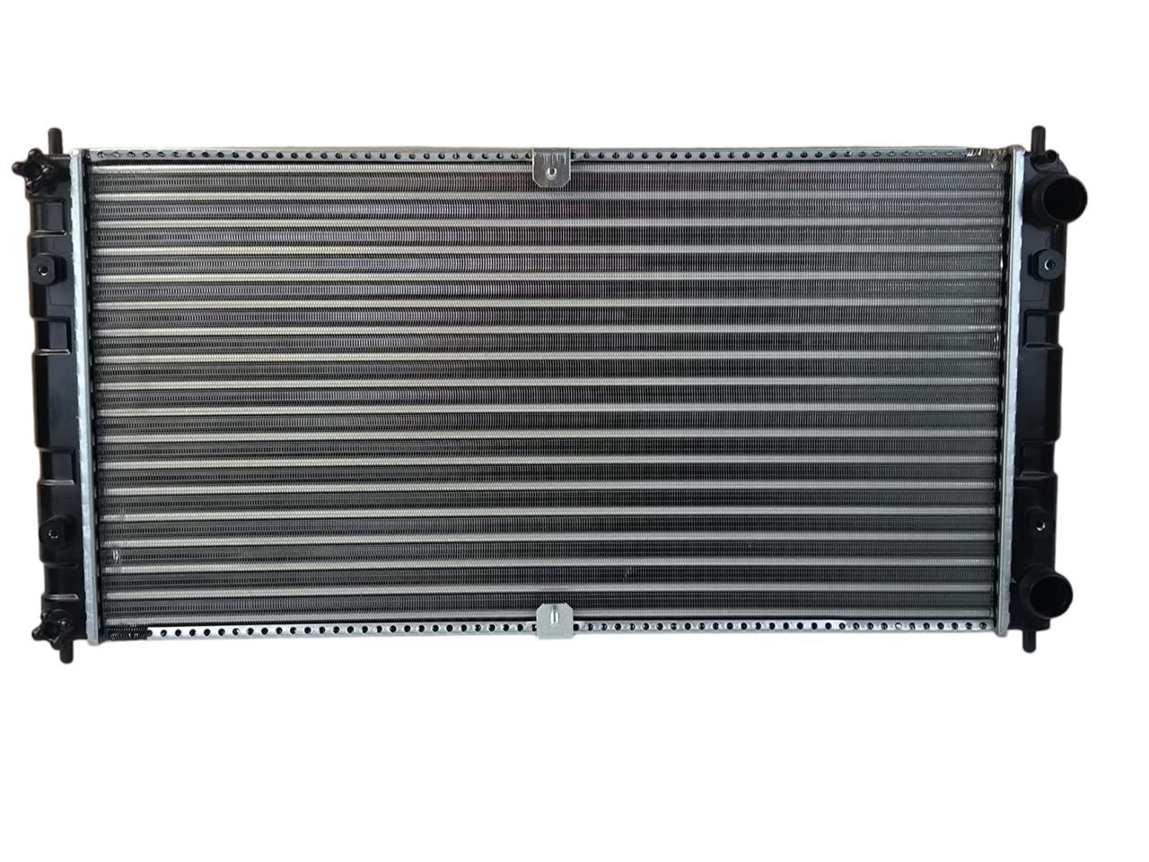 Радіатор охолодження двигуна 2123 SKADI